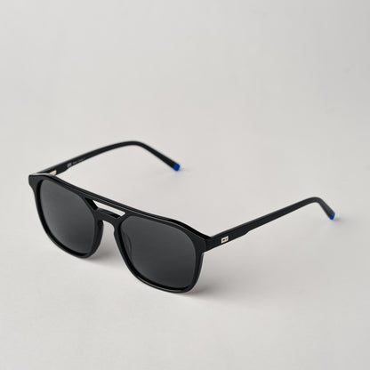 King - Black/Smoke